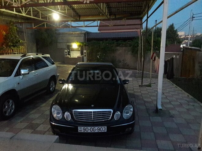Mercedes E 220 2003, 310,000 km - 2.2 l - Bakı