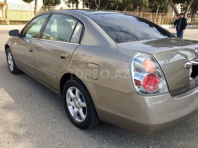 Nissan Altima 2005, 200,000 km - 2.5 л - Bakı