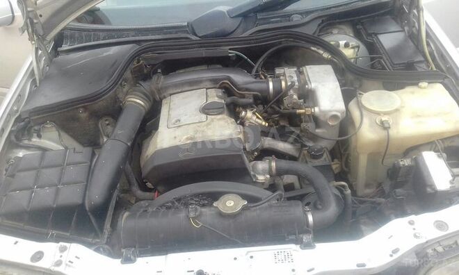 Mercedes C 180 1995, 375,000 km - 1.8 l - Bakı