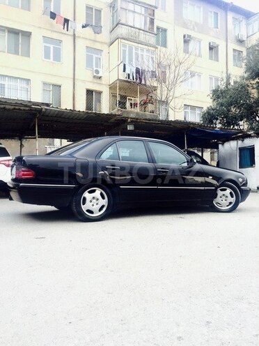 Mercedes E 240 1998, 260,400 km - 2.4 l - Bakı