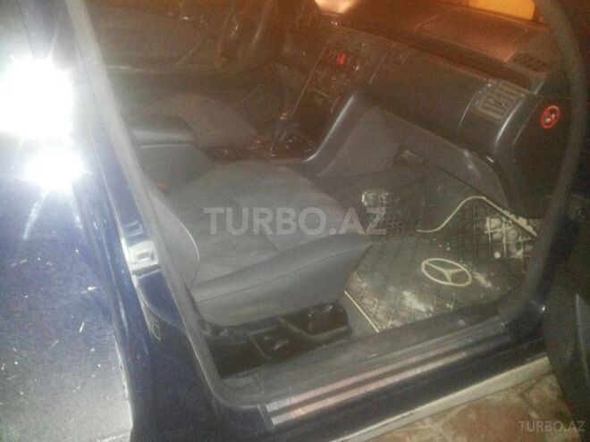 Mercedes E 220 1999, 440,000 km - 0.2 л - Bakı