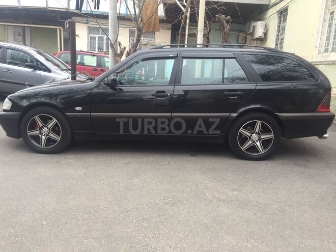 Mercedes C 220 1997, 275,000 km - 2.2 l - Sumqayıt