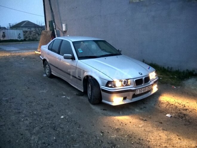 BMW 320 1994, 300,000 km - 2.0 l - Sumqayıt