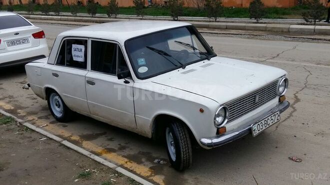 LADA (VAZ) 21011 1974, 254,678 km - 1.6 л - Şirvan