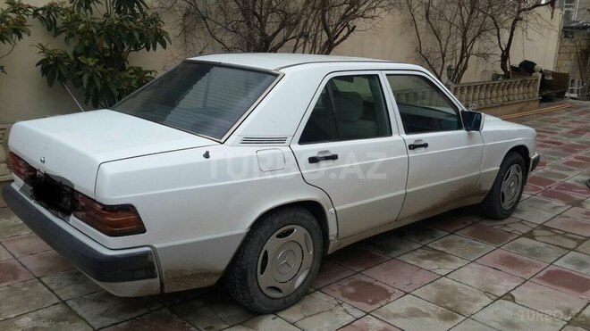 Mercedes 190 1991, 200,000 km - 2.0 l - Sumqayıt