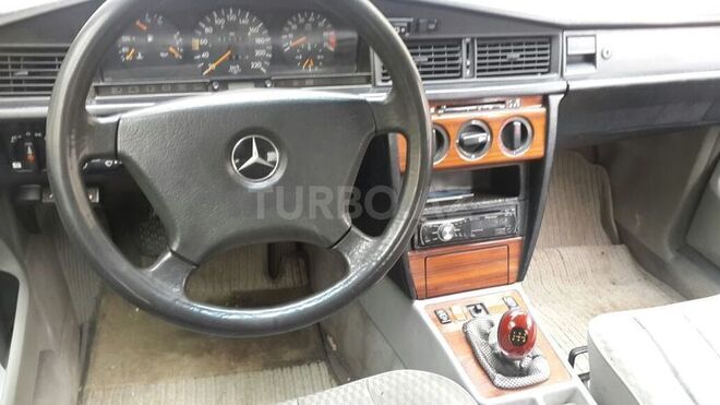 Mercedes 190 1991, 200,000 km - 2.0 l - Sumqayıt