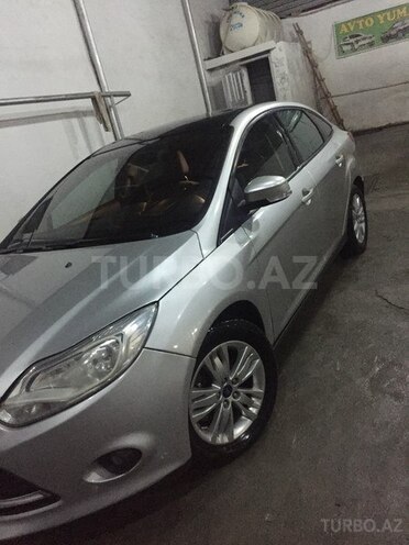Ford Focus 2013, 84,300 km - 1.6 л - Gəncə