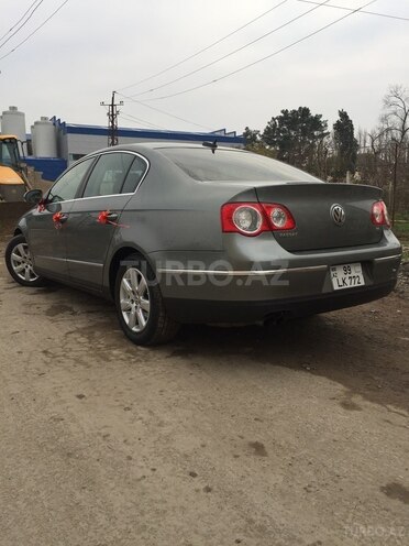 Volkswagen Passat 2006, 225,000 km - 2.0 л - Bakı