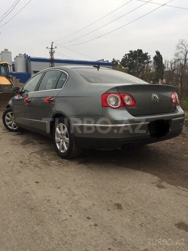 Volkswagen Passat 2006, 225,000 km - 2.0 л - Bakı