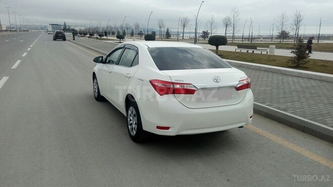 Toyota Corolla 2013, 85,000 km - 1.6 l - Bakı