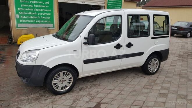 Fiat Doblo 2010, 66,000 km - 1.4 л - Bakı