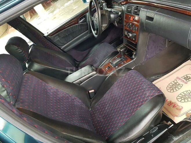 Mercedes E 230 1996, 215,000 km - 2.3 л - Gəncə