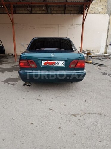 Mercedes E 230 1996, 215,000 km - 2.3 л - Gəncə