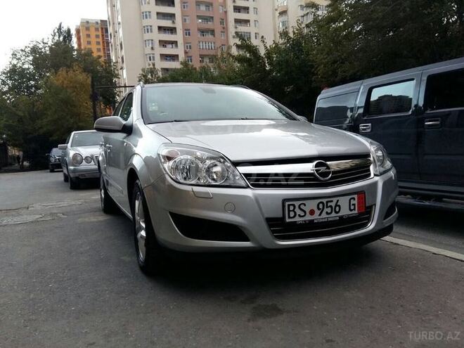 Opel Astra 2008, 174,000 km - 1.9 л - Bakı