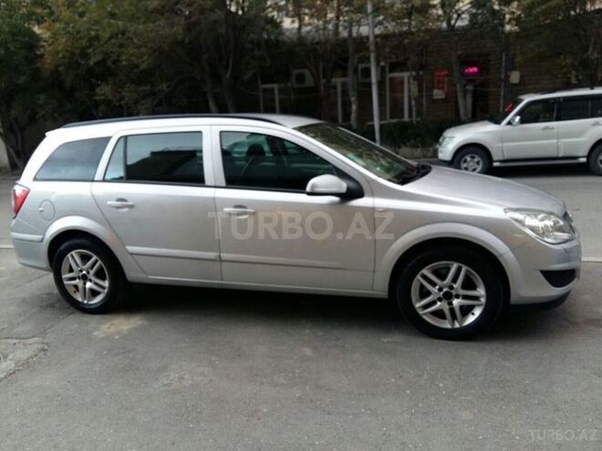 Opel Astra 2008, 174,000 km - 1.9 л - Bakı