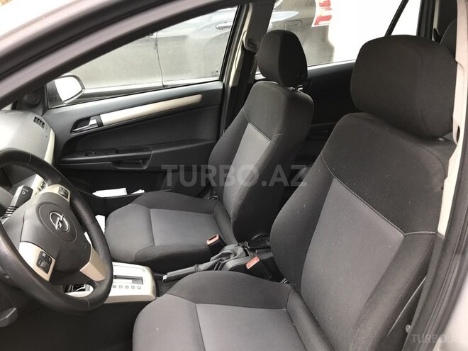 Opel Astra 2008, 174,000 km - 1.9 л - Bakı