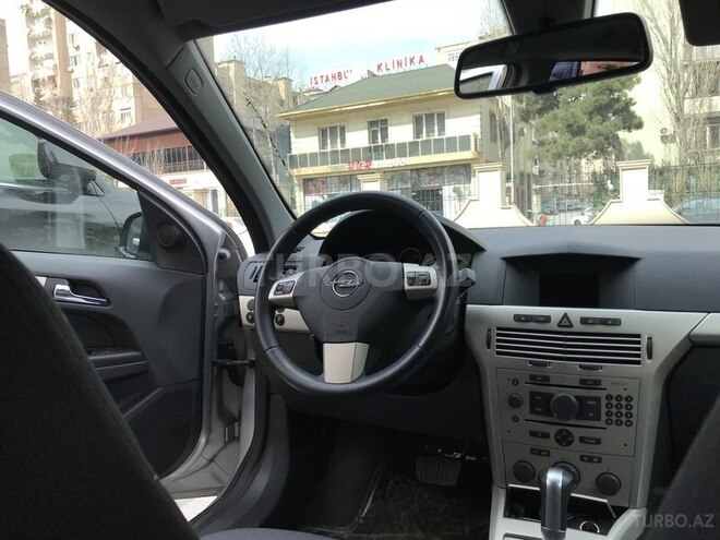 Opel Astra 2008, 174,000 km - 1.9 л - Bakı