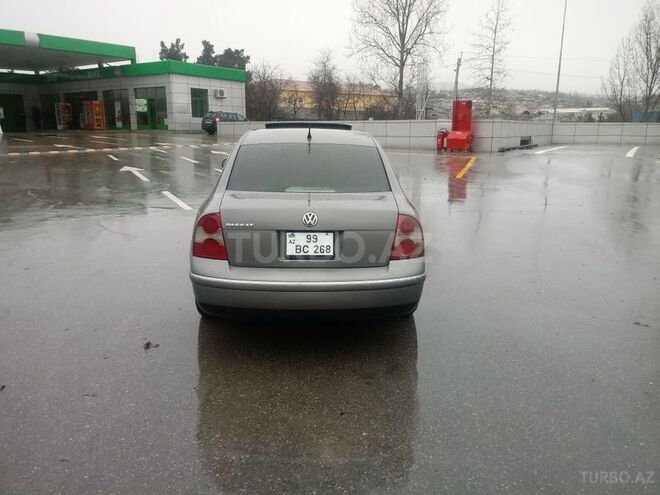 Volkswagen Passat 2001, 176,000 km - 1.8 л - Şamaxı
