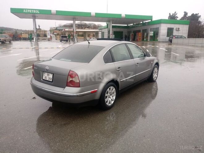 Volkswagen Passat 2001, 176,000 km - 1.8 л - Şamaxı