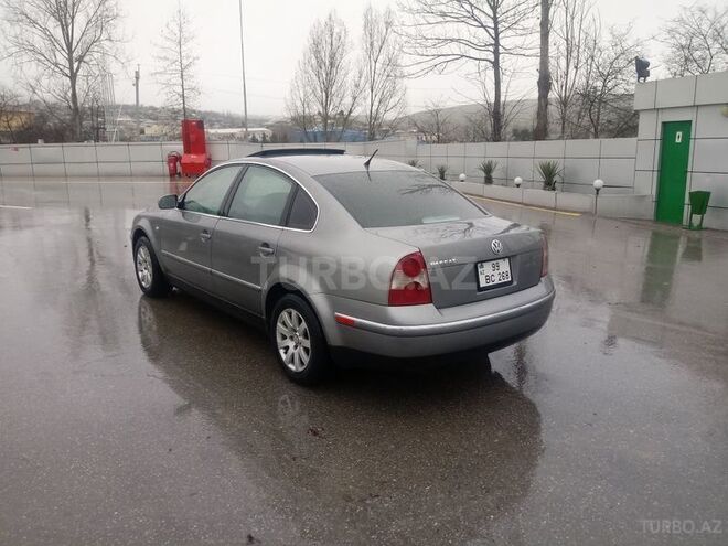 Volkswagen Passat 2001, 176,000 km - 1.8 л - Şamaxı