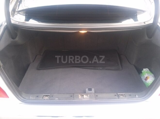 Mercedes E 240 2001, 247,000 km - 2.6 l - Bakı