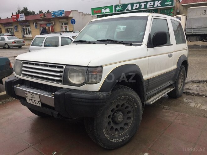 Mitsubishi Pajero 1993, 390,000 km - 2.5 l - Bakı