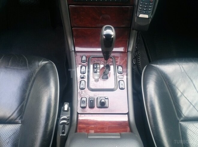 Mercedes E 240 2001, 247,000 km - 2.6 l - Bakı
