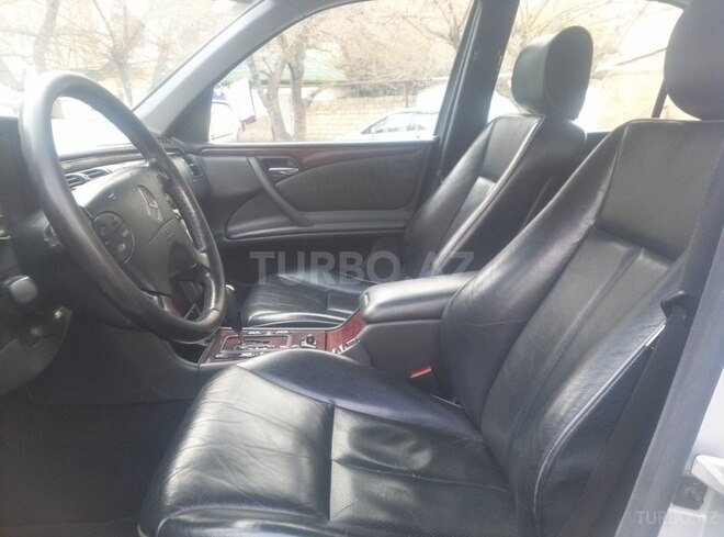 Mercedes E 240 2001, 247,000 km - 2.6 l - Bakı