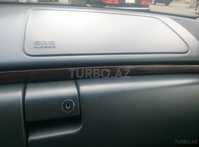 Mercedes E 240 2001, 247,000 km - 2.6 l - Bakı
