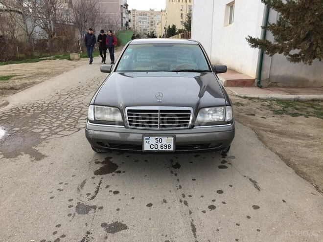 Mercedes C 220 1994, 320,000 km - 2.2 l - Sumqayıt