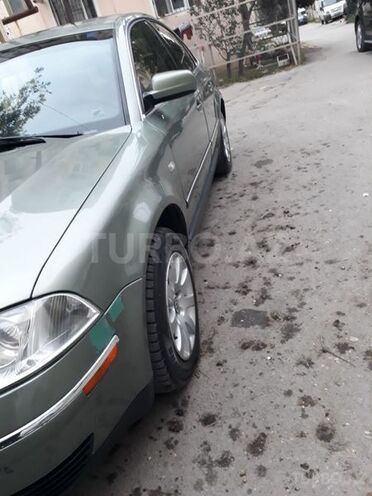 Volkswagen Passat 2001, 174,000 km - 1.8 l - Bakı