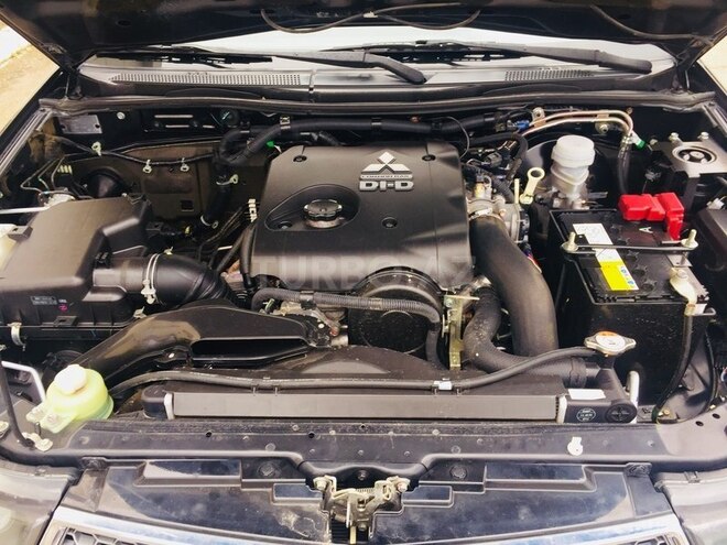 Mitsubishi L200 2014, 79,000 km - 2.5 l - Bakı