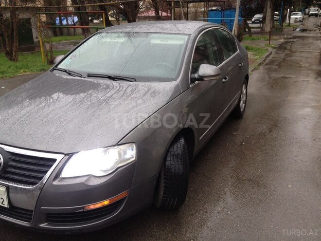 Volkswagen Passat 2005, 291,450 km - 2.0 l - Bakı