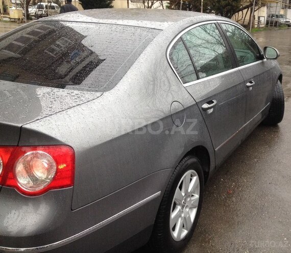 Volkswagen Passat 2005, 291,450 km - 2.0 l - Bakı