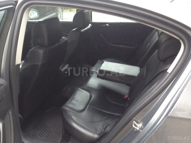 Volkswagen Passat 2005, 291,450 km - 2.0 l - Bakı