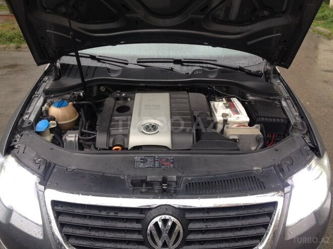 Volkswagen Passat 2005, 291,450 km - 2.0 l - Bakı