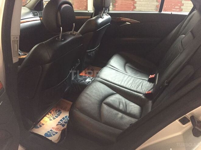 Mercedes E 240 2002, 237,000 km - 2.6 l - Bakı