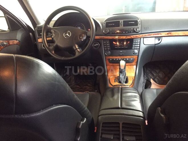 Mercedes E 240 2002, 237,000 km - 2.6 l - Bakı
