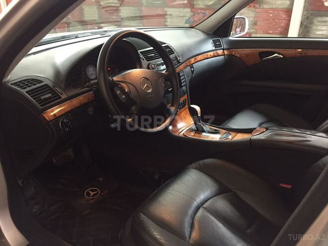 Mercedes E 240 2002, 237,000 km - 2.6 l - Bakı
