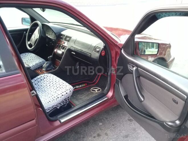 Mercedes C 180 1998, 239,900 km - 1.8 л - Bakı
