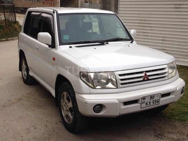 Mitsubishi Pajero io 1999, 195,000 km - 1.8 л - Bakı
