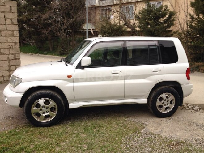 Mitsubishi Pajero io 1999, 195,000 km - 1.8 л - Bakı