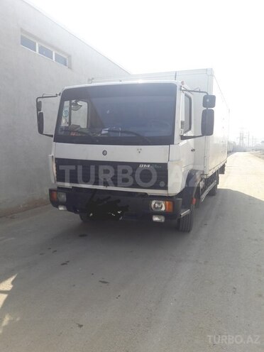 Mercedes 814 D 1996, 475,025 km - 4.3 l - Quba