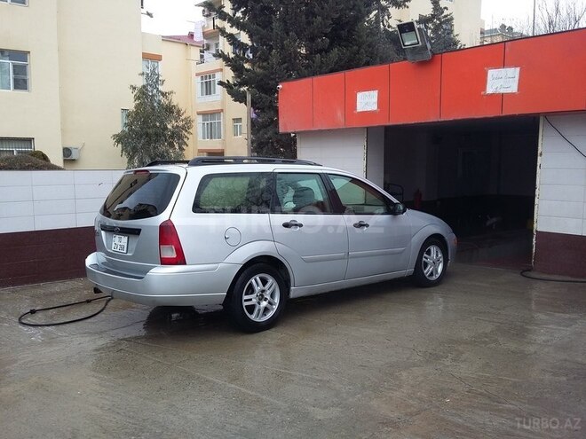 Ford Focus 2001, 250 km - 2.0 l - Bakı