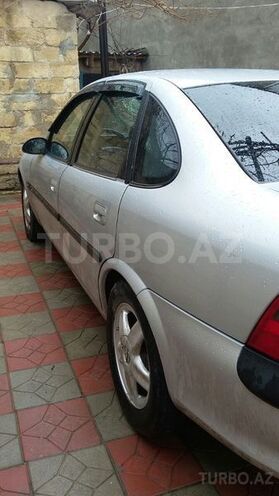 Opel Vectra 1998, 310,000 km - 0.2 л - Bakı