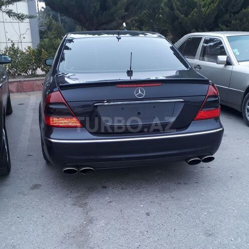 Mercedes E 350 2004, 197,000 km - 3.5 l - Bakı
