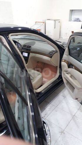 Mercedes E 350 2004, 197,000 km - 3.5 l - Bakı