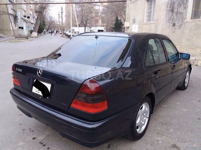 Mercedes C 200 2000, 172,000 km - 2.0 л - Bakı