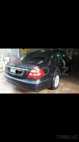 Mercedes E 220 2002, 310,000 km - 2.2 l - Bakı