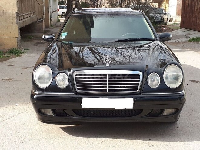 Mercedes E 240 1998, 320,000 km - 2.4 l - Bakı